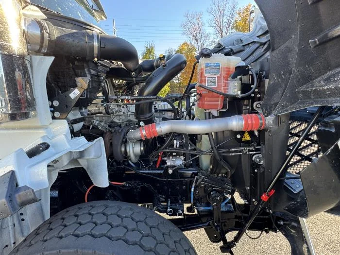 2026 International HX - image 21