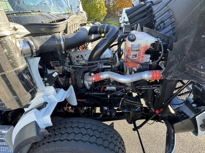 2026 International HX - image 22