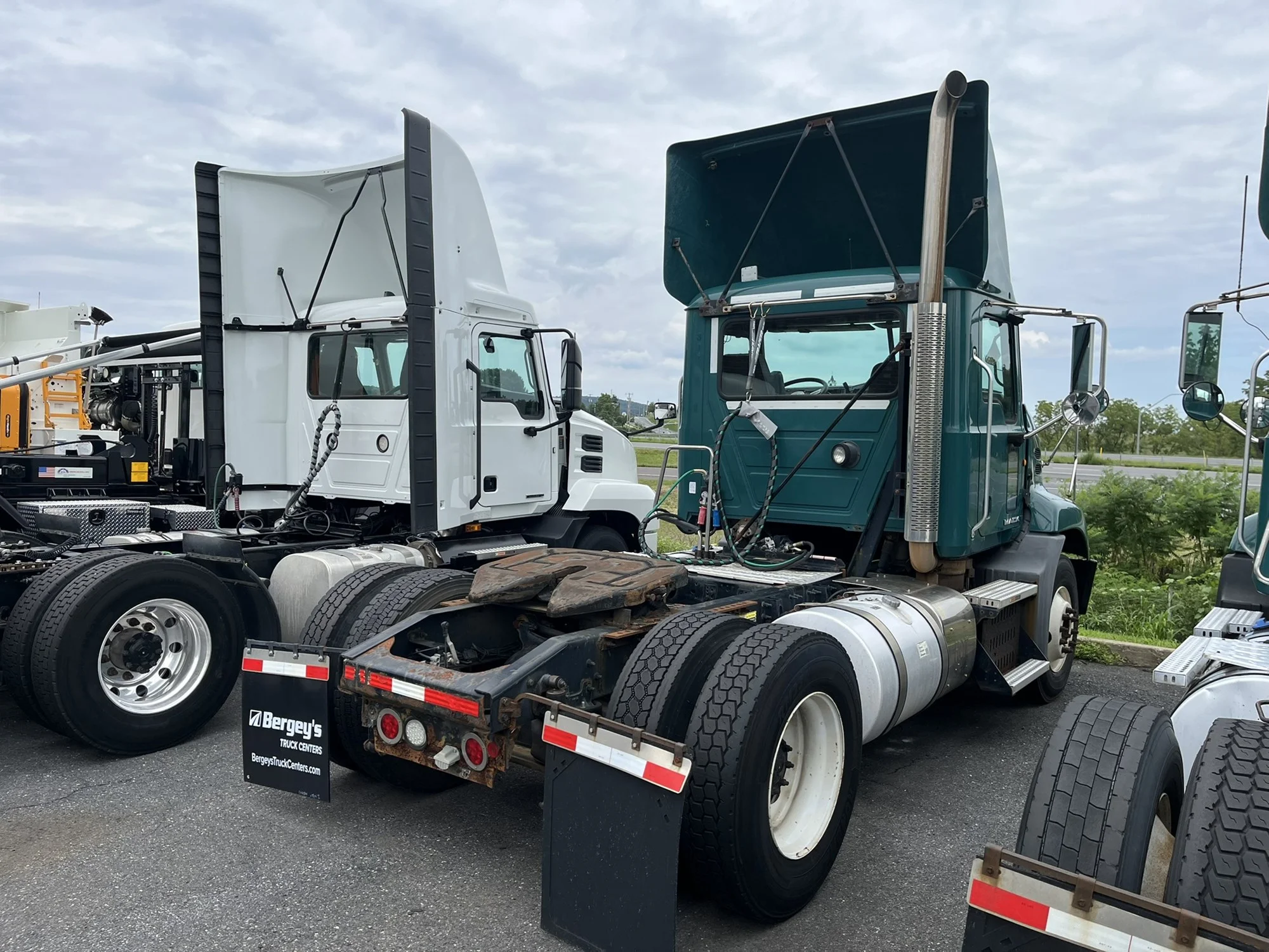 2014 Mack in Lebanon, PA — photo 4