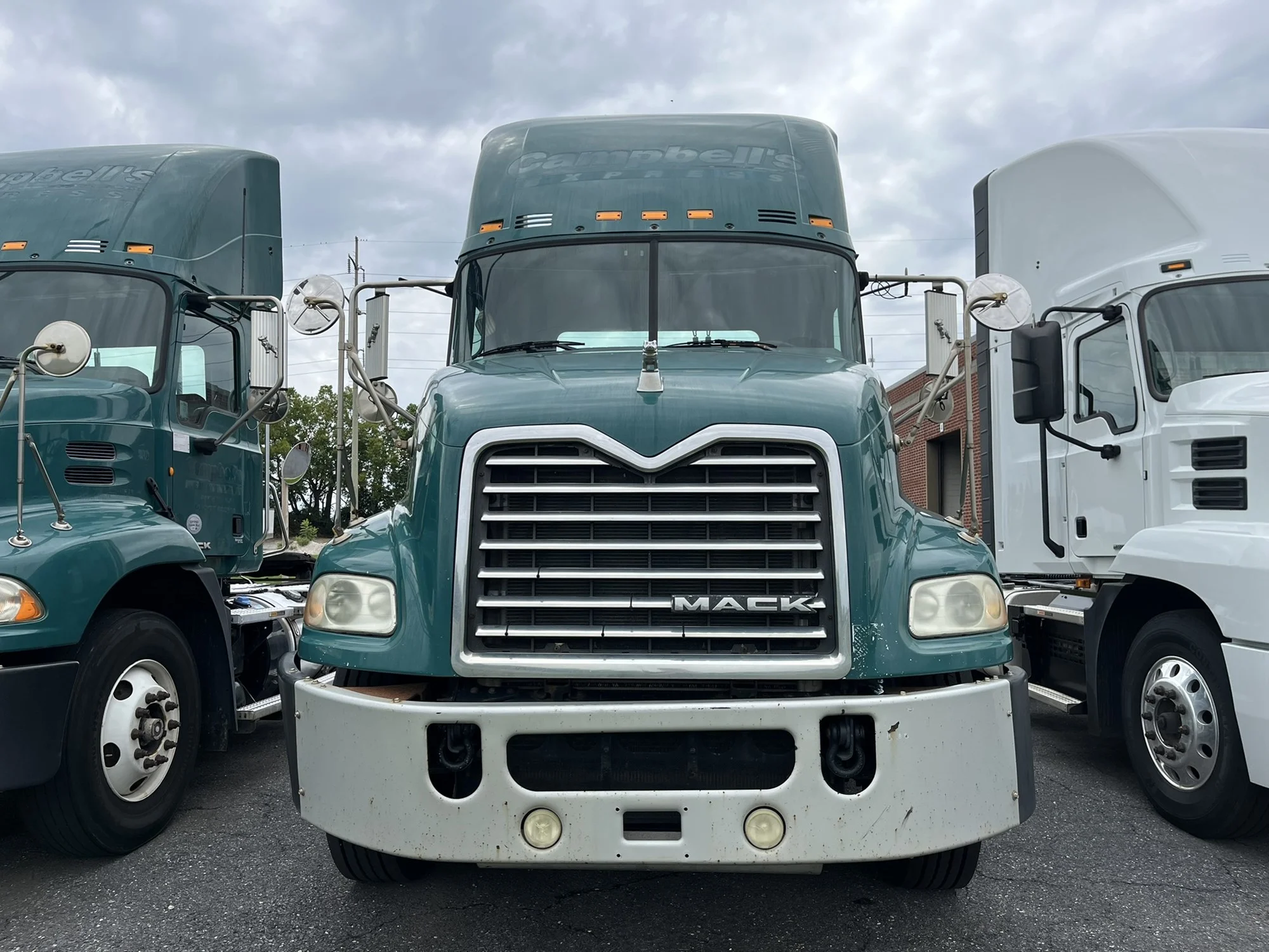 2014 Mack in Lebanon, PA — photo 2
