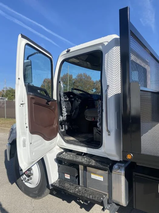2026 Hino L6 in Olathe, KS — photo 8