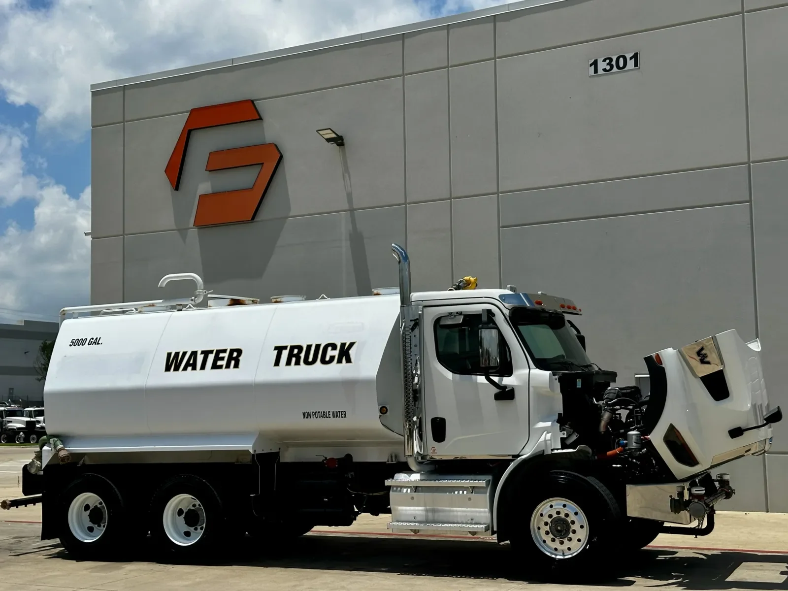 2023 Western Star 47X in Hutchins, TX — photo 9