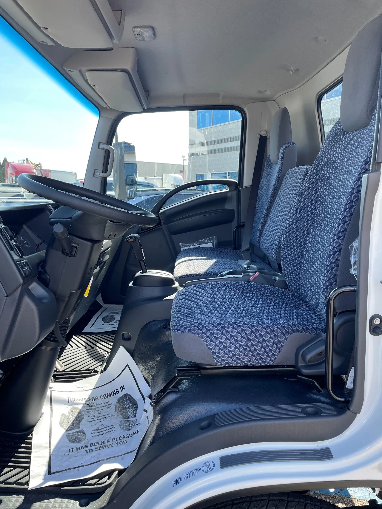 2026 Isuzu NRR in Byron Center, MI — photo 5