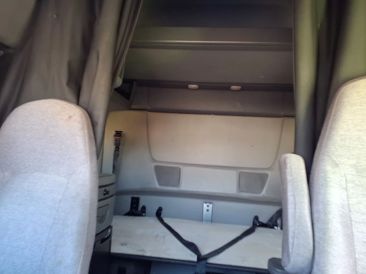 2020 International LT in Houston, TX — photo 8