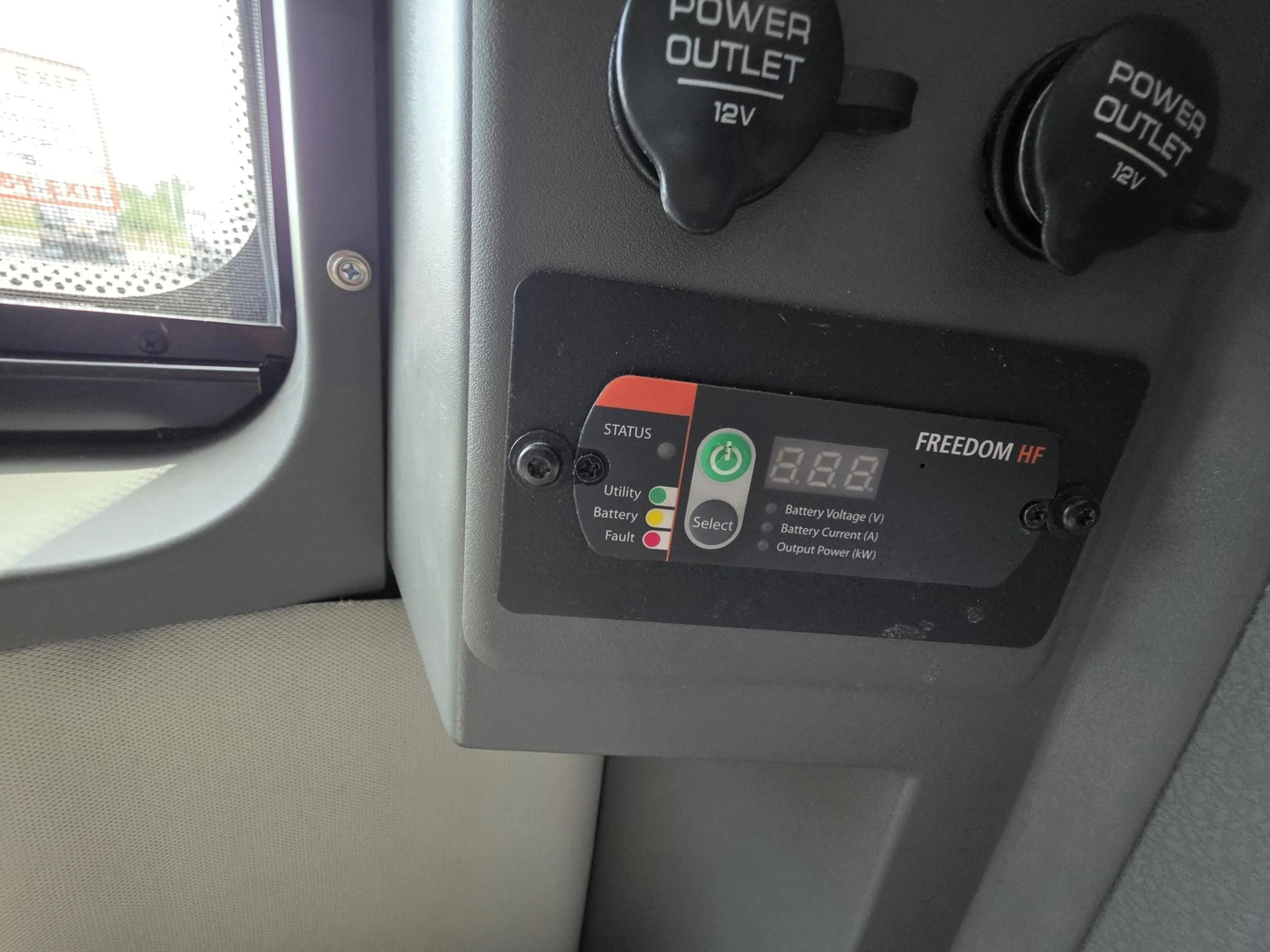 2024 Volvo VNL 860 in Cahokia, IL — photo 10