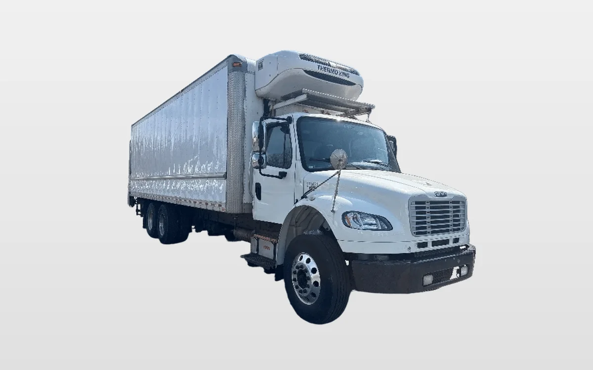 2017 Freightliner M2 106 - image 1
