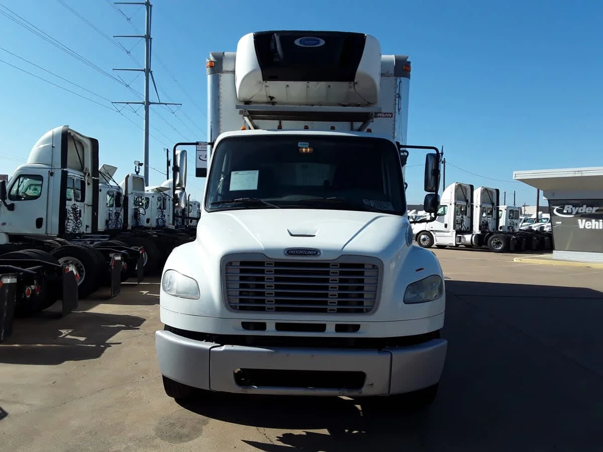 2019 Freightliner M2 106 - image 2