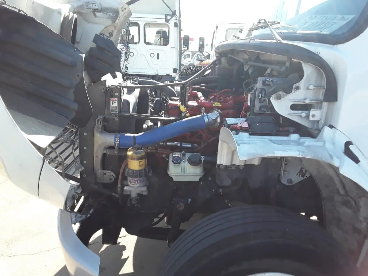 2019 Freightliner M2 106 in Dallas, TX — photo 10