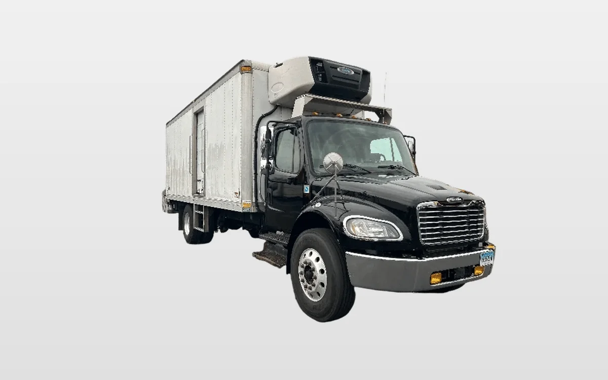 2020 Freightliner M2 106 - image 1