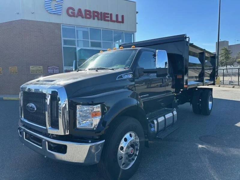 2025 Ford F-650
