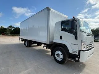 2026 Isuzu FTR — photo 4