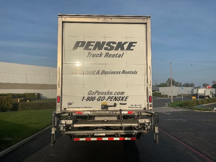 2022 Freightliner M2 106 in Torrance, CA — photo 7