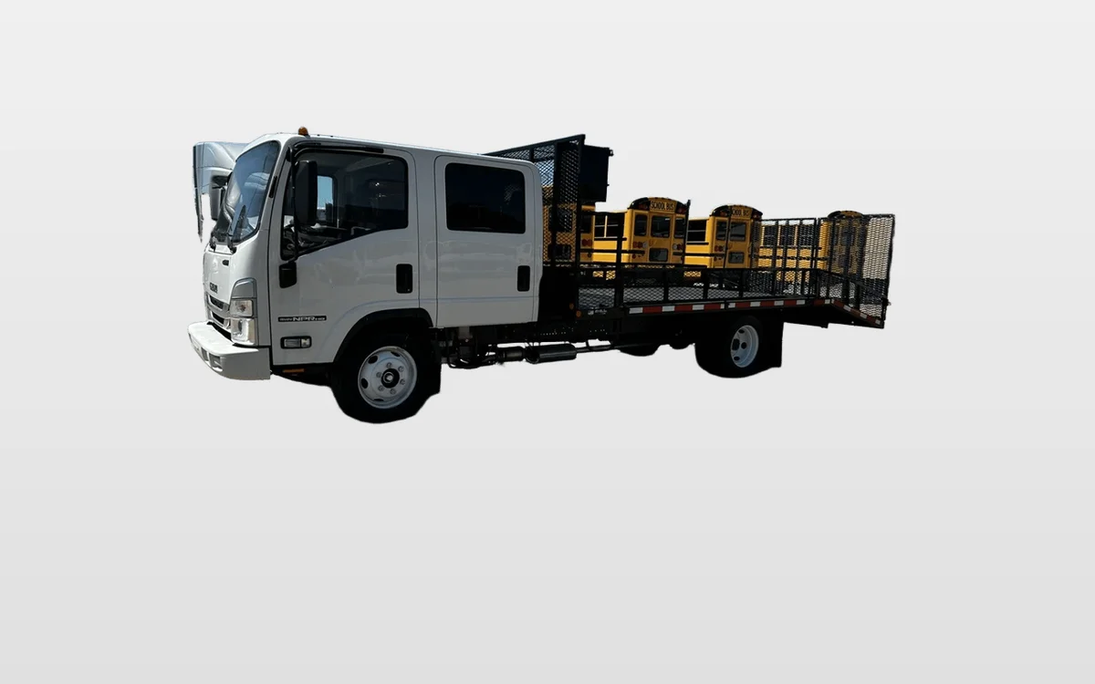 2024 Isuzu NPR - image 1