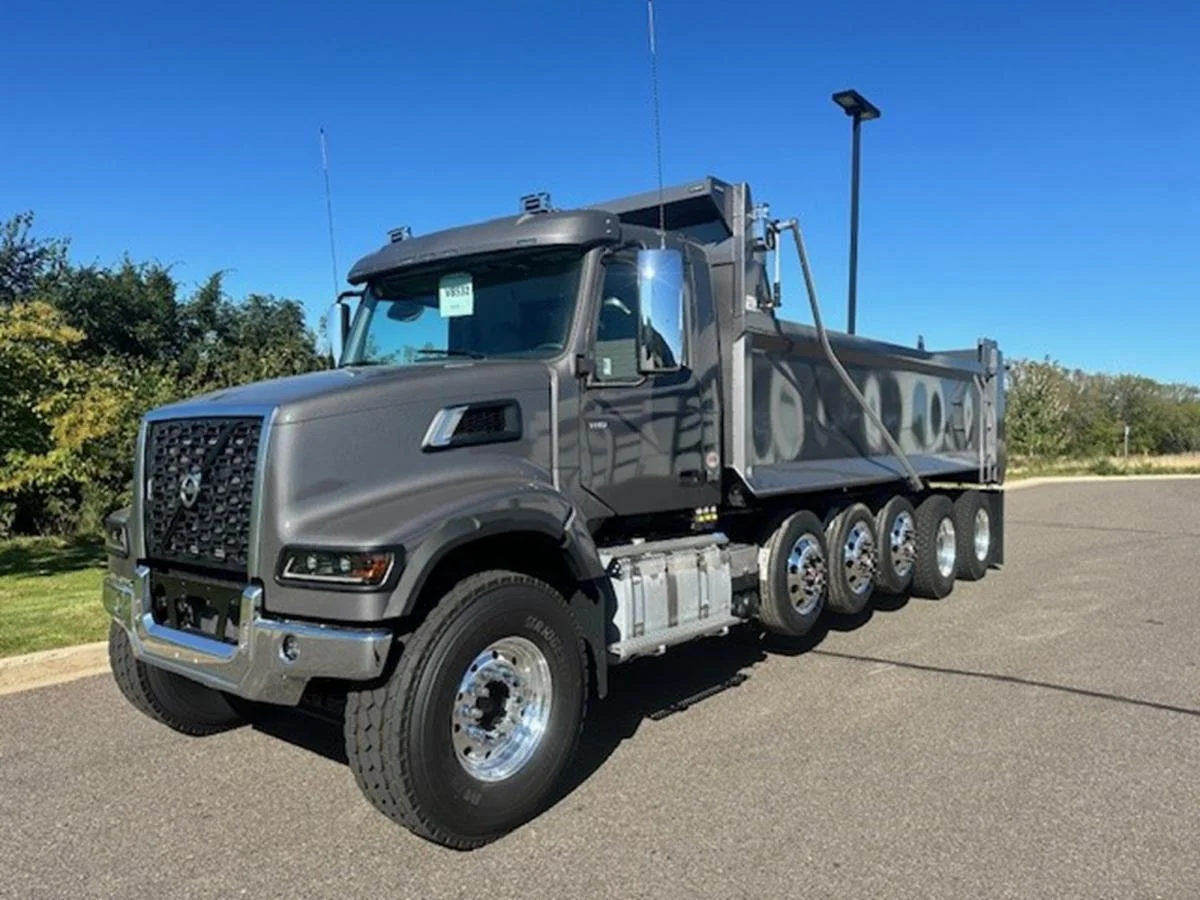2025 Volvo VHD 300 in Elk River, MN