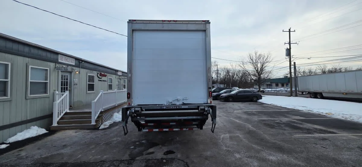 2019 Freightliner M2 106 in Bensalem, PA — photo 5