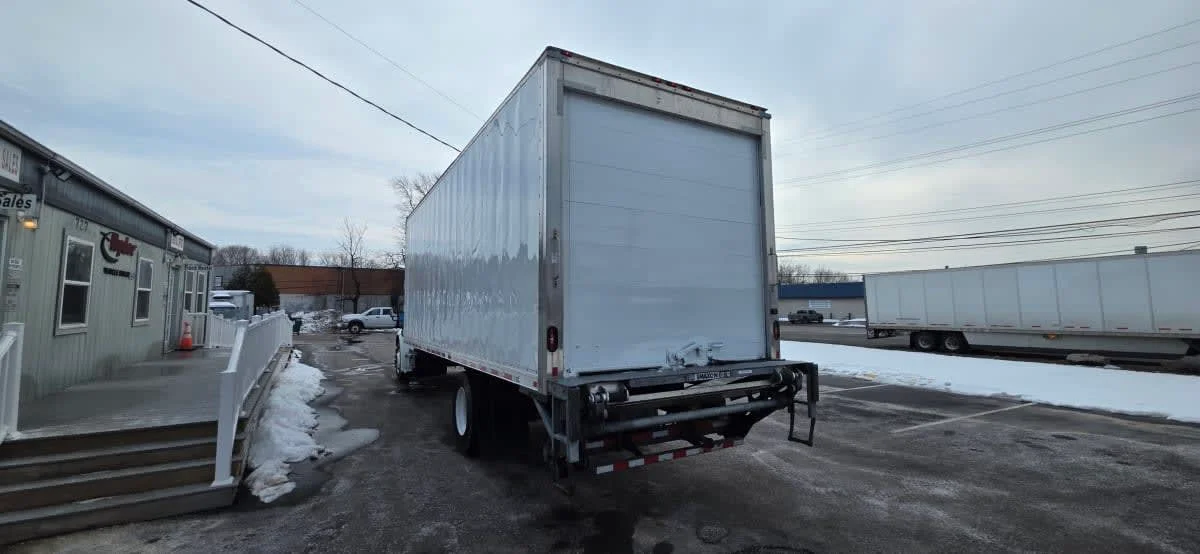 2019 Freightliner M2 106 in Bensalem, PA — photo 6