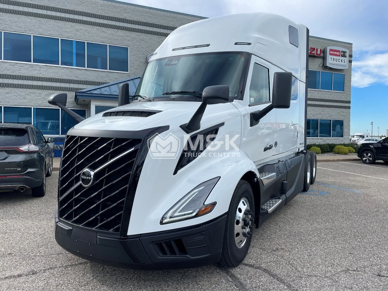 2026 Volvo VNL 860 in Byron Center, MI