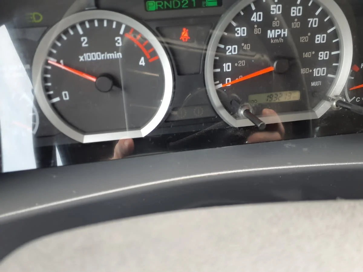 2019 Isuzu NRR - image 11