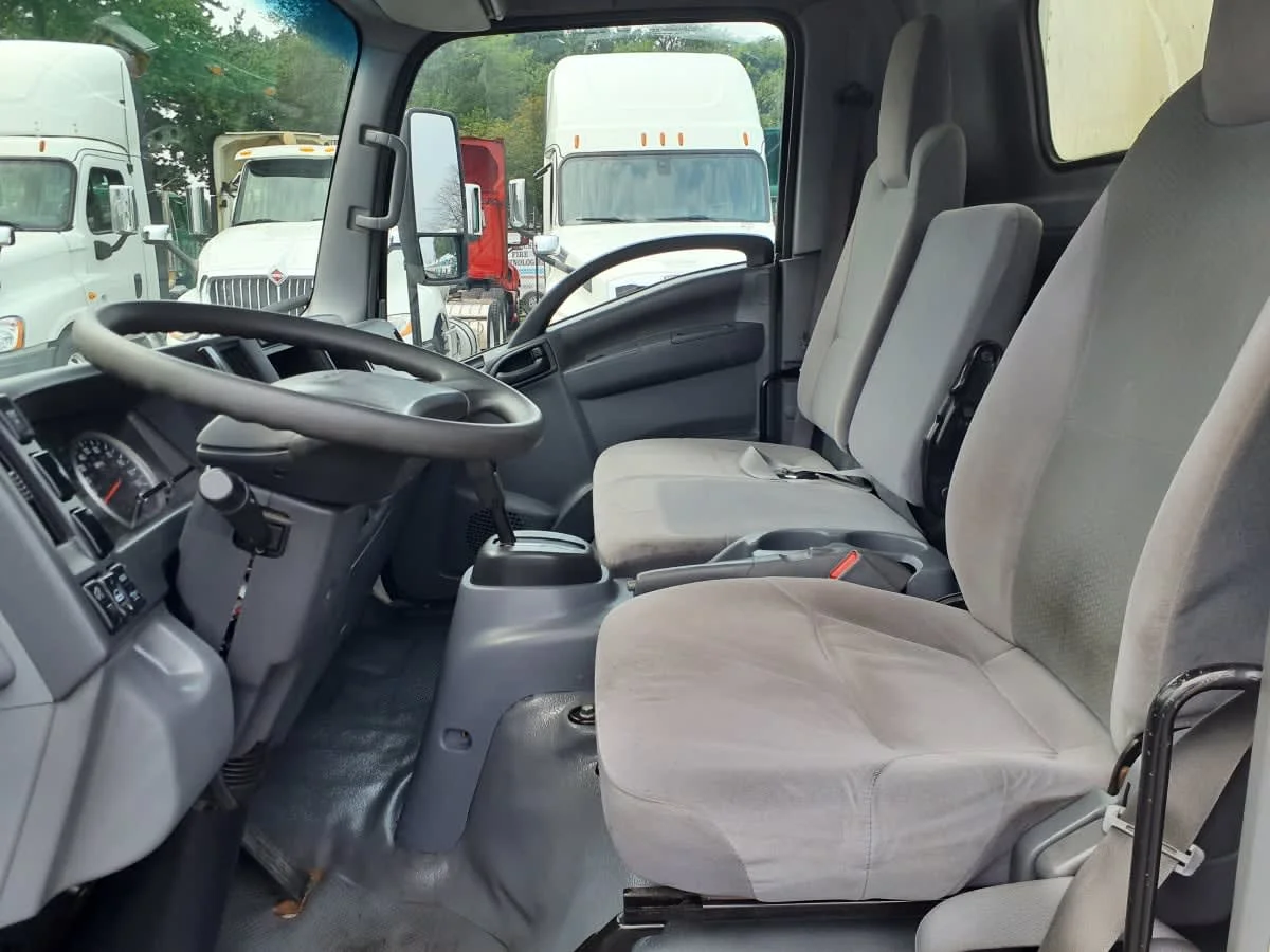 2019 Isuzu NRR in Springfield, MA — photo 9