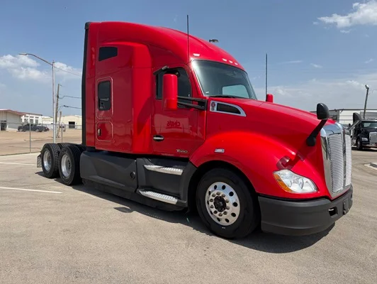 2022 Kenworth T680 in Fort Worth, TX