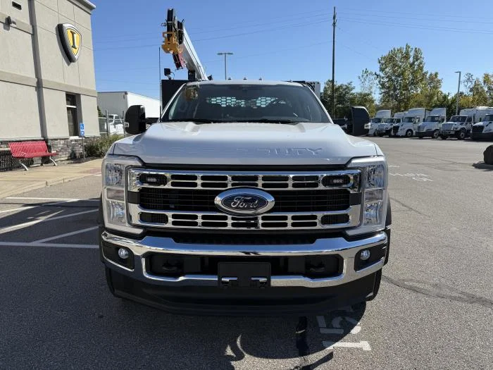 2025 Ford F-550 — photo 3