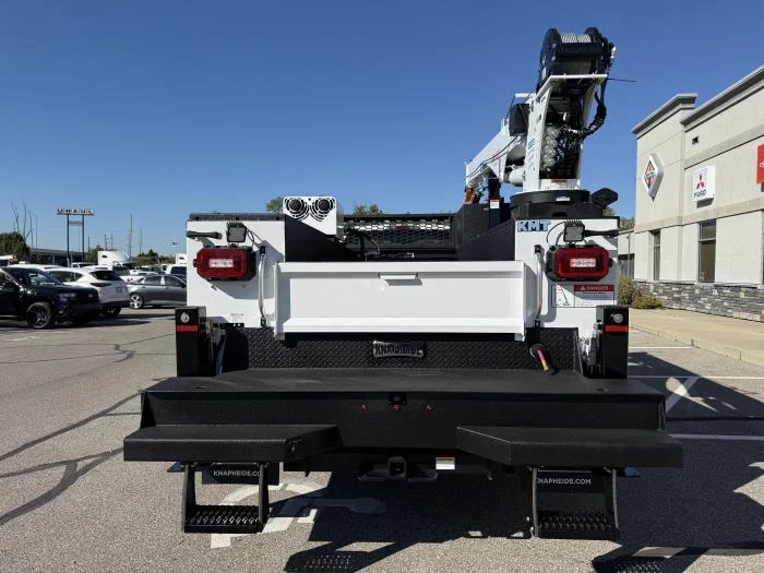 2025 Ford F-550 — photo 6