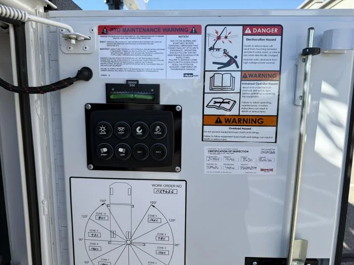 2025 Ford F-550 — photo 18