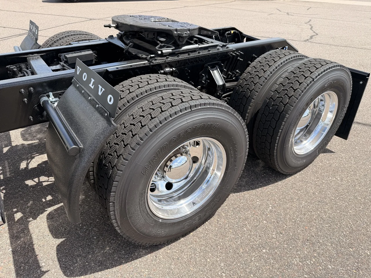 2027 Volvo in Elk River, MN — photo 5