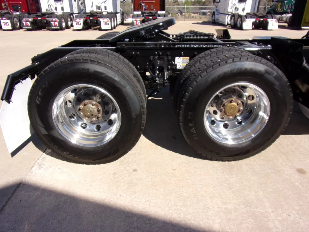 2021 Peterbilt 579 in Fort Smith, AR — photo 4