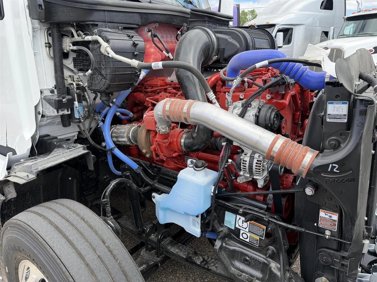 2027 Peterbilt 579 in Eau Claire, WI — photo 5