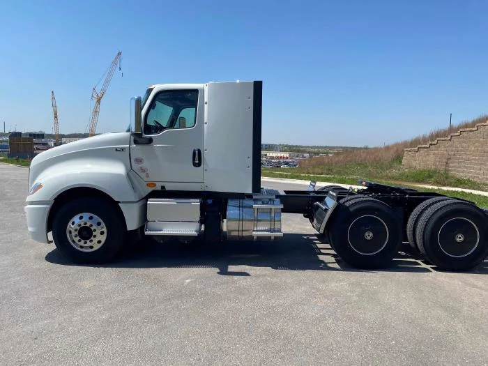 2026 International LT in Wichita, KS — photo 4