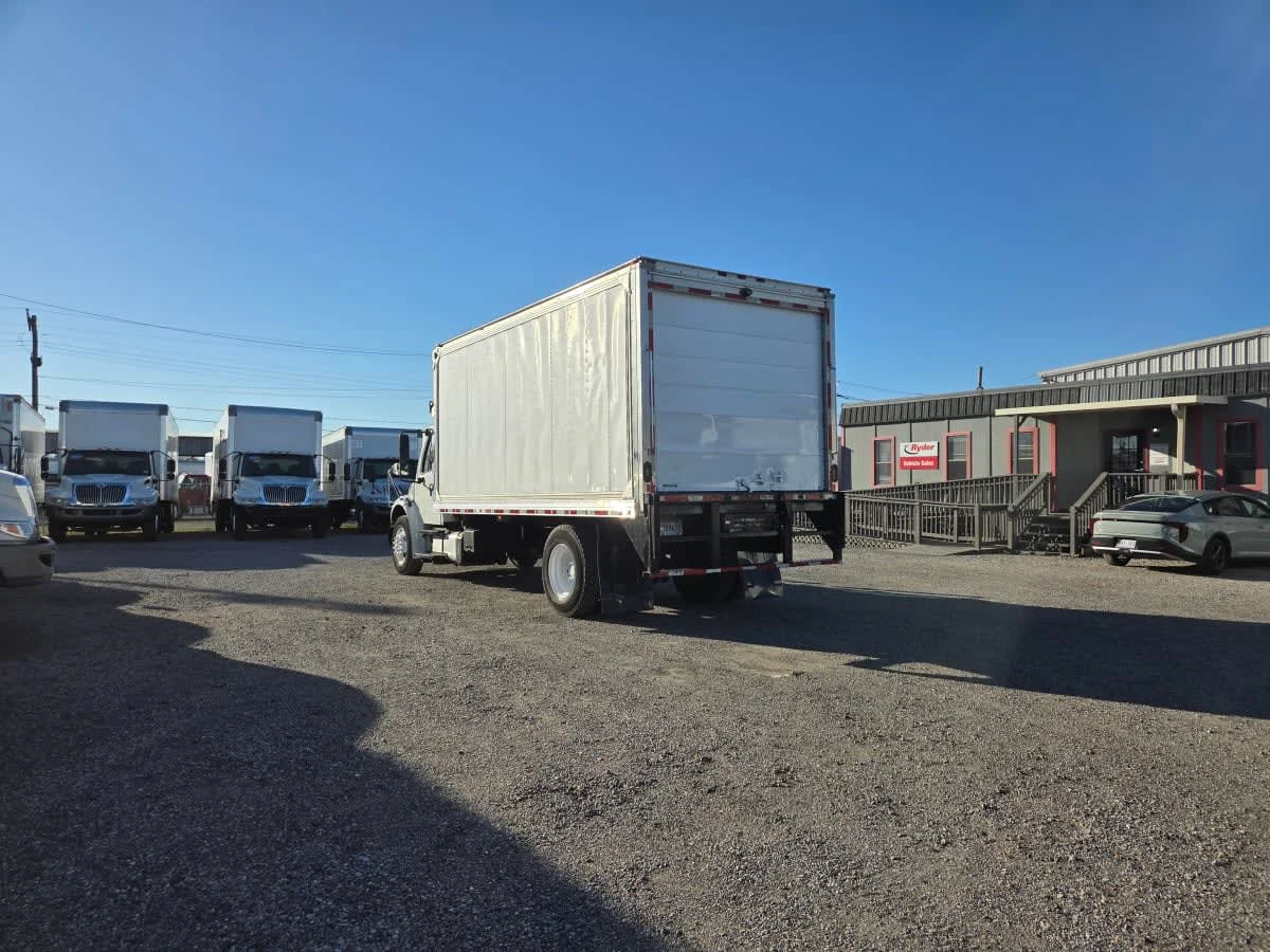 2019 Freightliner M2 106 in St. Rose, LA — photo 6