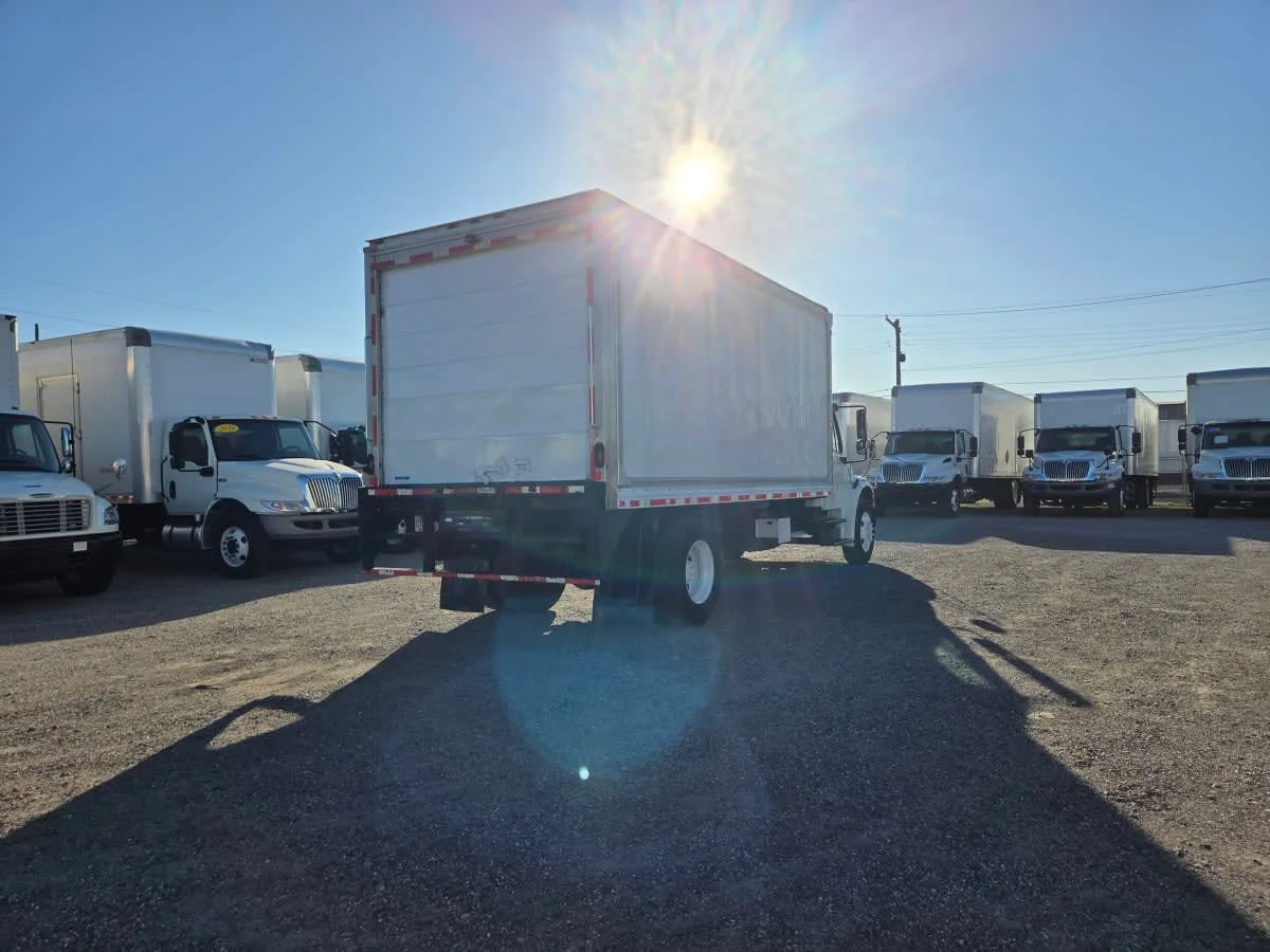 2019 Freightliner M2 106 in St. Rose, LA — photo 4
