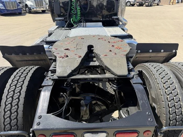 2021 Peterbilt 579 — photo 14