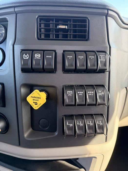 2026 Peterbilt 567 - image 21