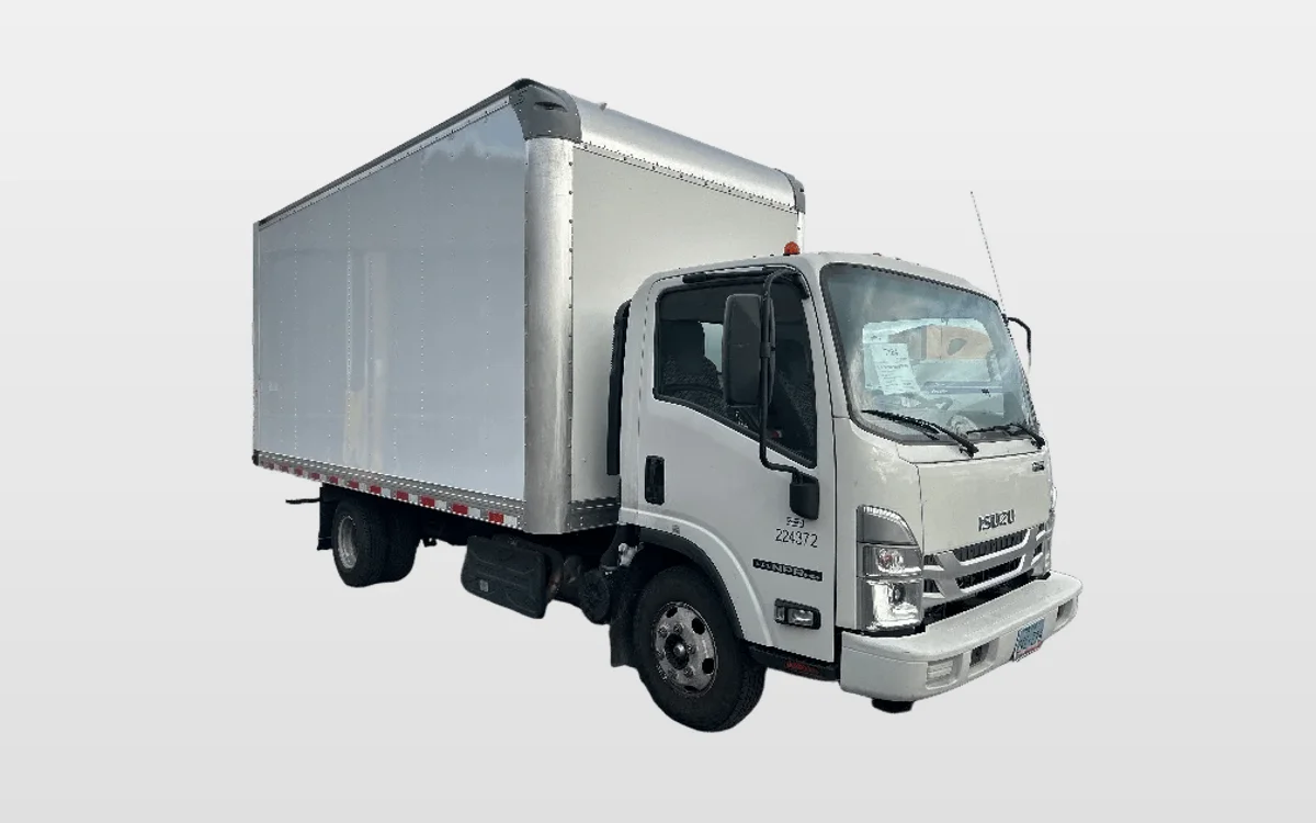 2023 Isuzu NPR - image 1