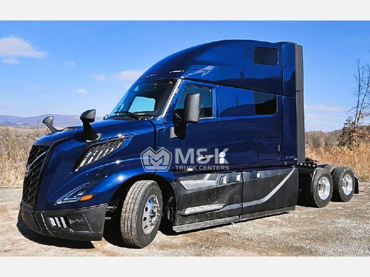 2025 Volvo in Dunmore, PA — photo 2
