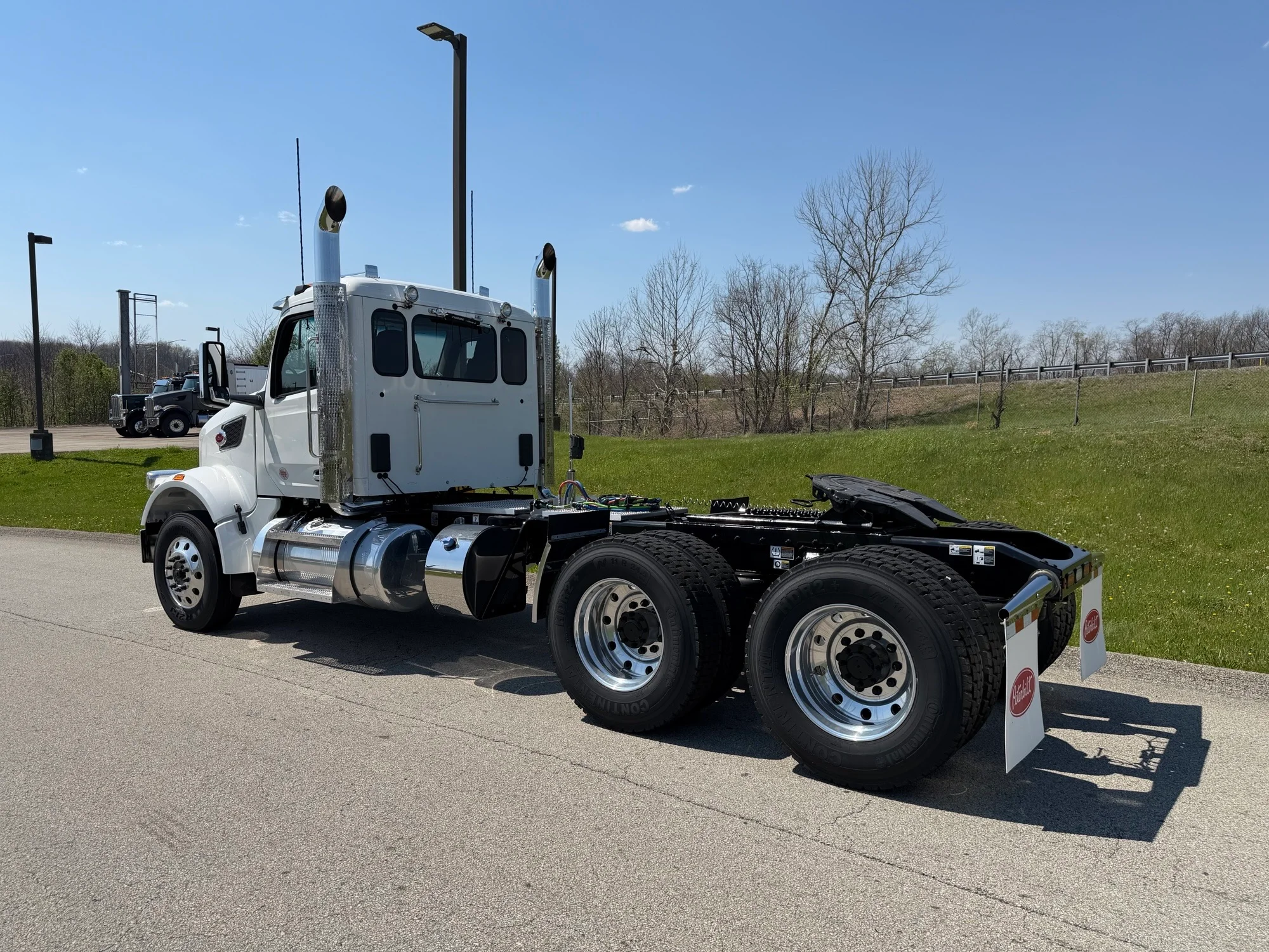 2026 Peterbilt 567 in UNIONTOWN, PA — photo 5