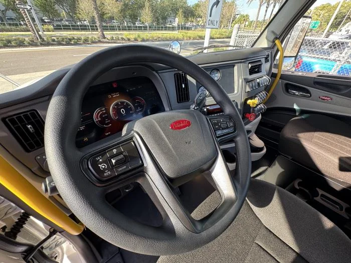 2026 Peterbilt 567 - image 14