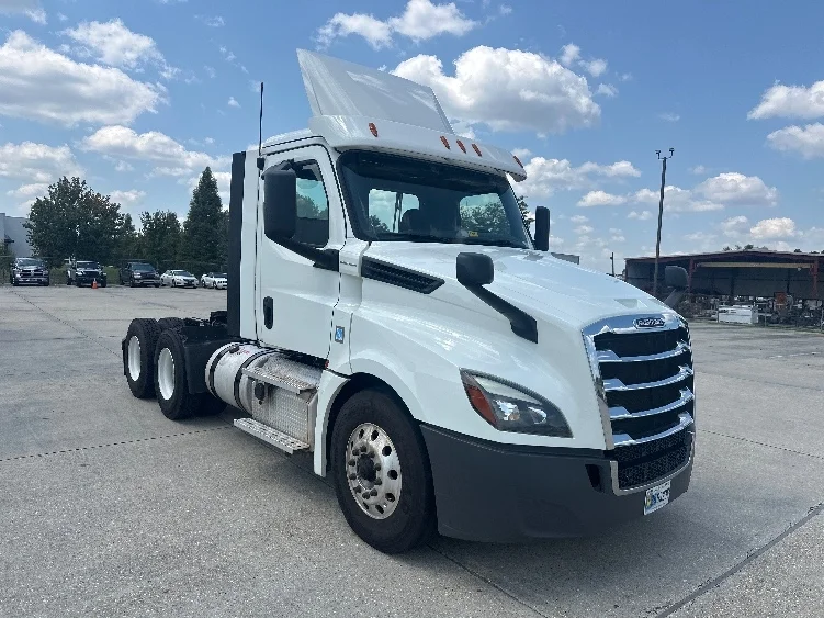 2020 Freightliner Cascadia in Hammond, LA