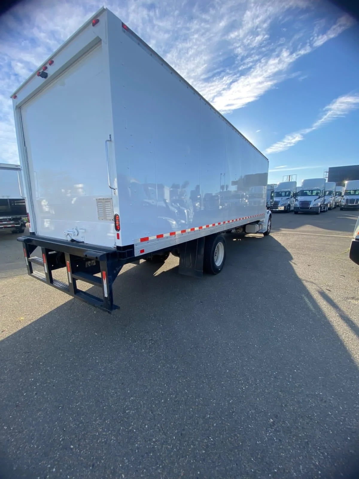 2022 Freightliner M2 106 in West Sacramento, CA — photo 4