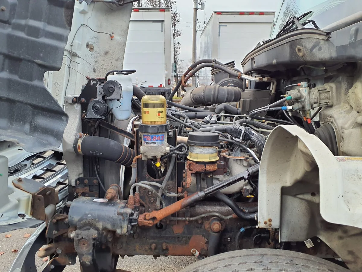 2016 Hino 338 in Bolingbrook, IL — photo 9