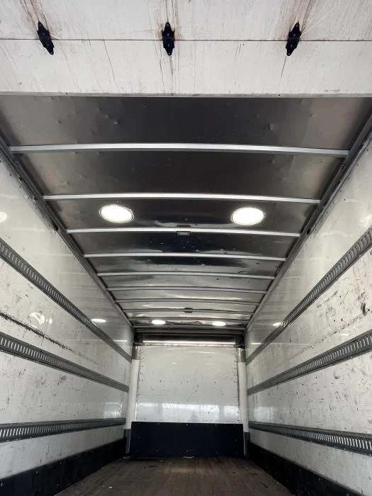 2021 International LT — photo 9