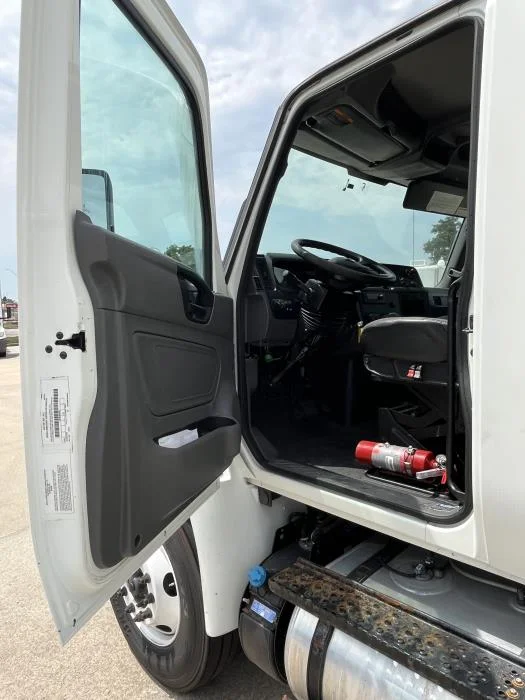 2021 International LT — photo 14