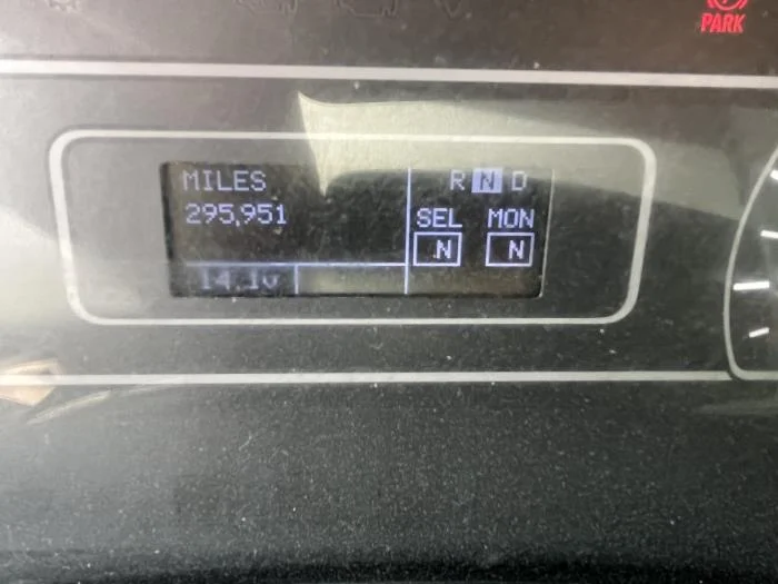 2021 International LT — photo 19