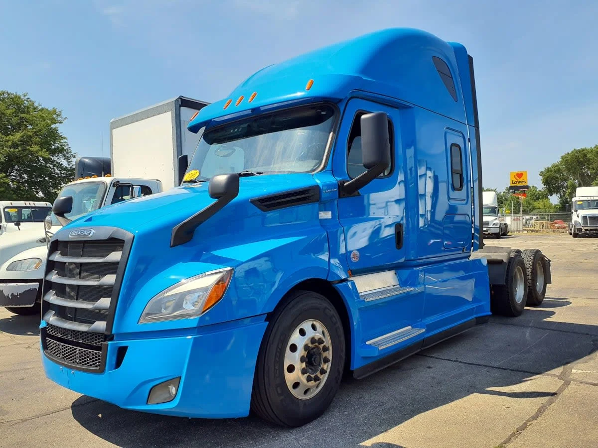2020 Freightliner Cascadia