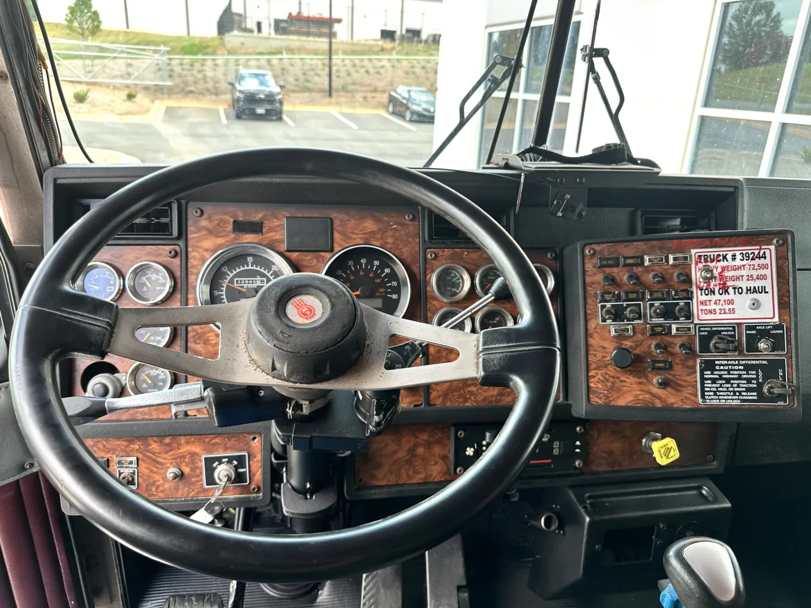 2000 Kenworth W900 in Greer, SC — photo 17