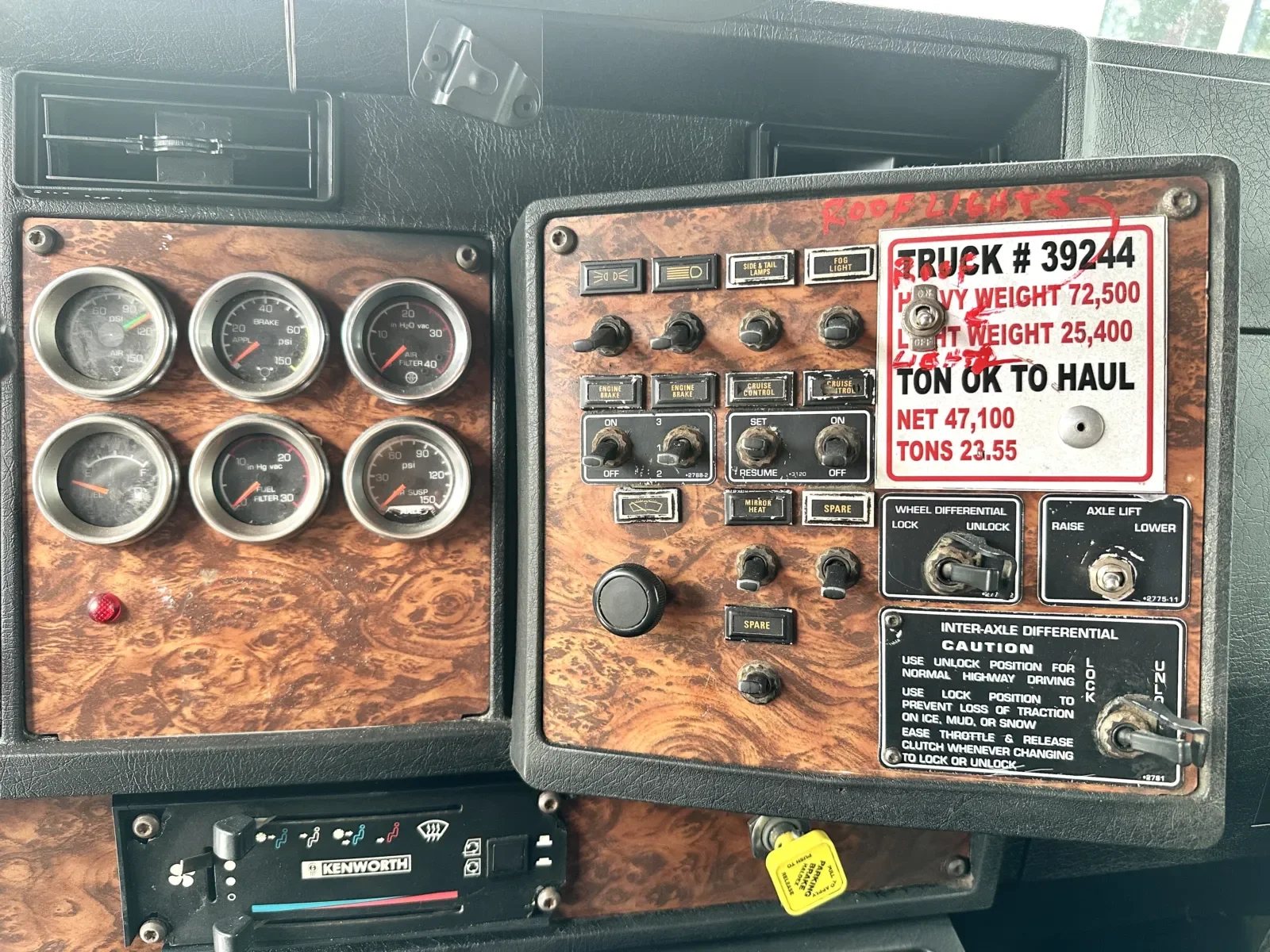 2000 Kenworth W900 in Greer, SC — photo 18