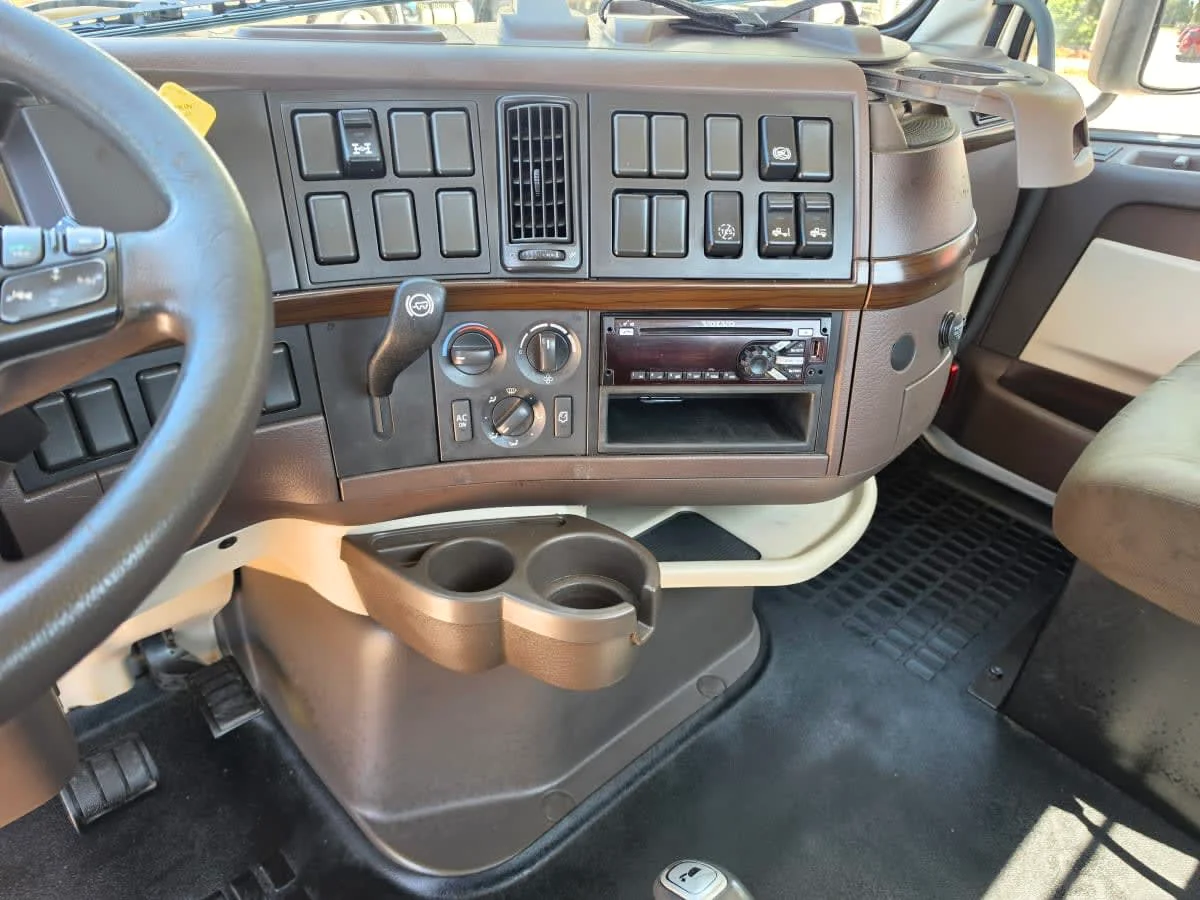 2016 Volvo in Greensboro, NC — photo 8