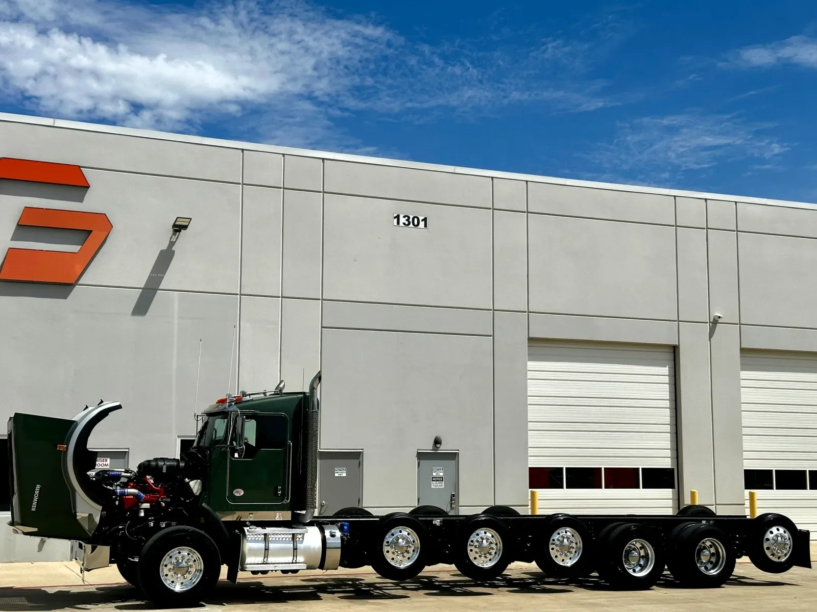 2022 Kenworth T800 in Hutchins, TX — photo 10